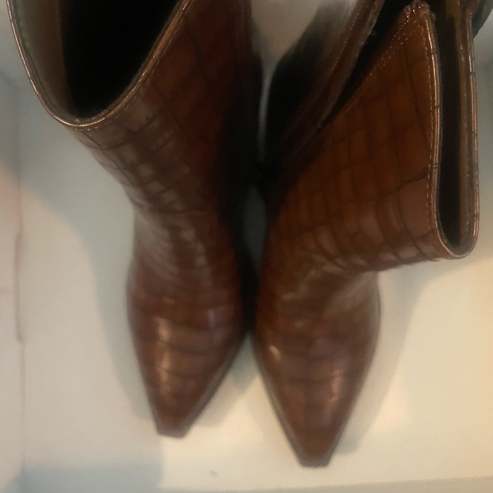 Corkys Brown Croc-Embossed Heeled Boots- new in box - Picture 3 of 4